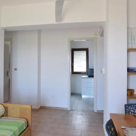 Apartment Awesome In Falerna